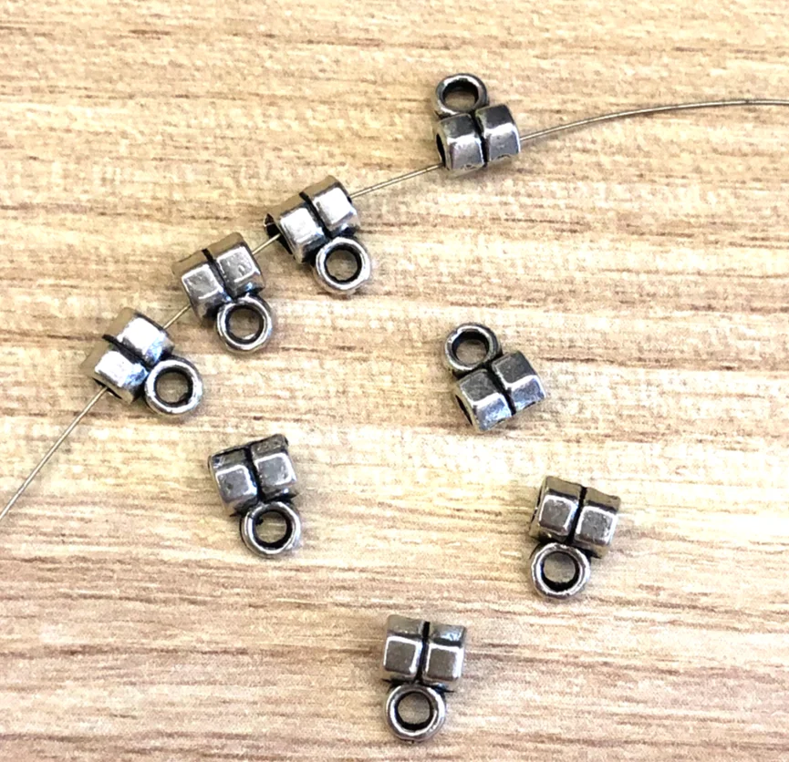 

100pcs 5*4mm Zinc Alloy metal tibetan silver color bead connector for jewelry making HW2623