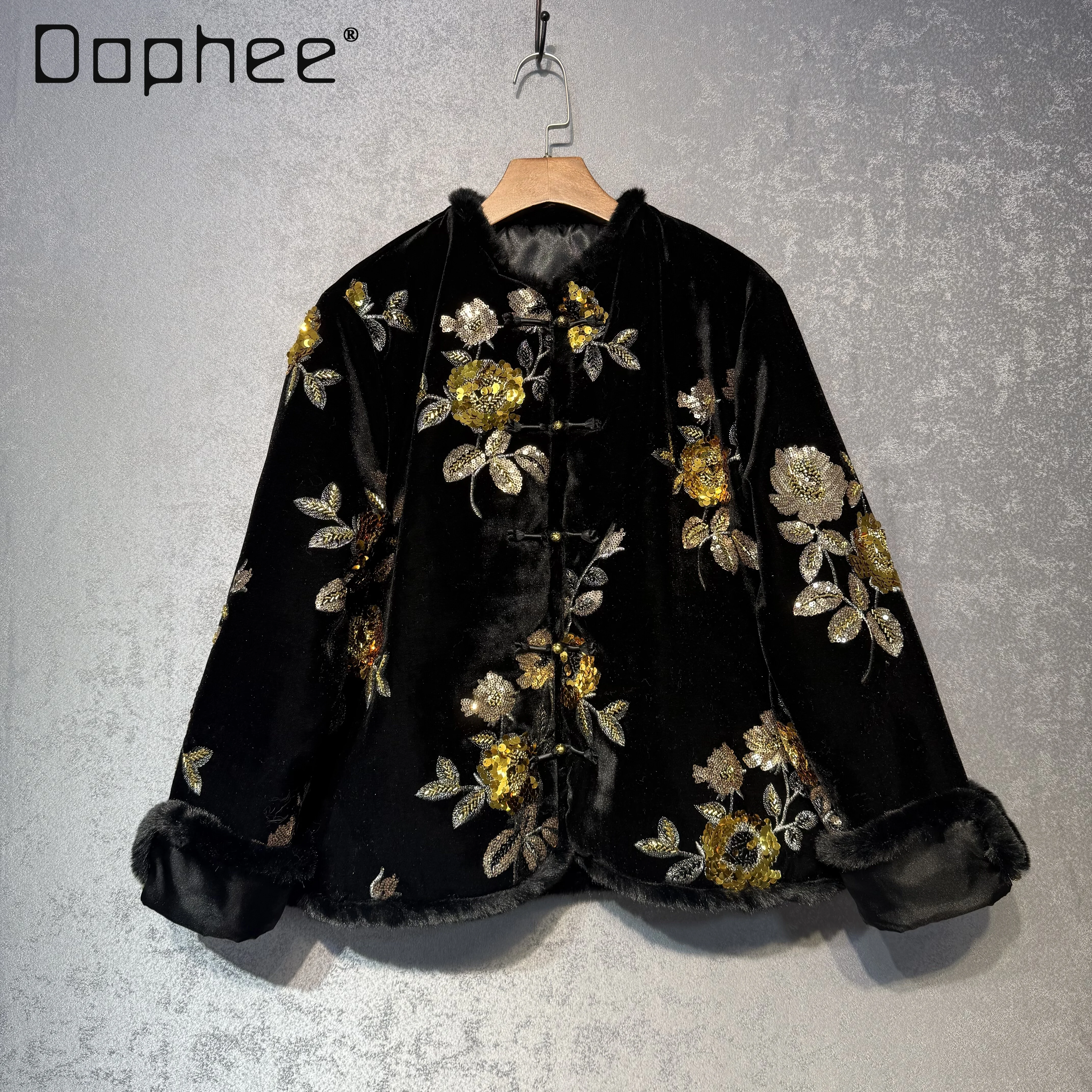 

High-end Elegant Socialite Sequin Flower Embroidery Velvet Jacket for Women New Chinese Style Elegant Women's Cotton Coat Trend