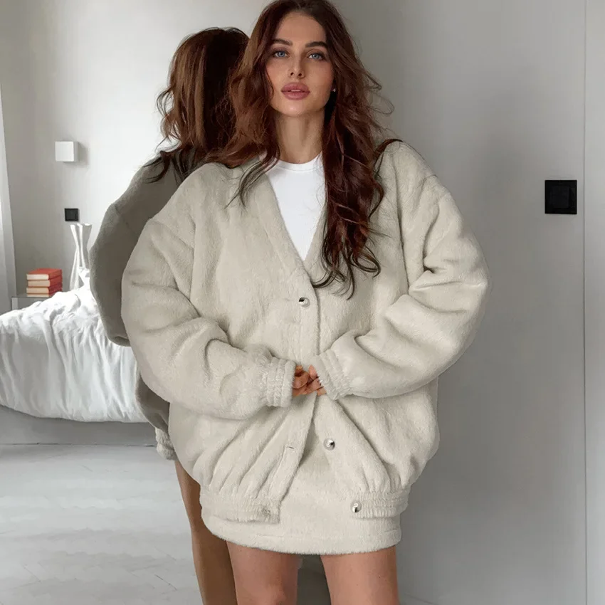 Autumn and Winter Warm Plush V-neck Long Sleeve Cardigan+short Skirt Lamb Wool Set, Fashion Soft Pajamas Two-piece Set Women