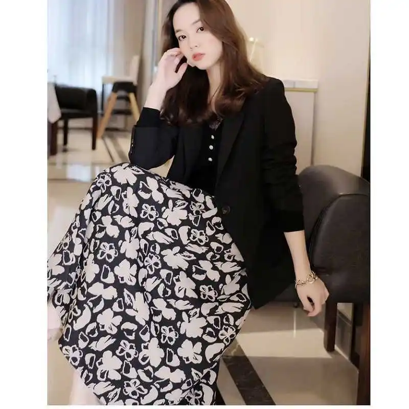 

Юбка Ele Autumn Aosphere 3D с цветовыми вставками, для офиса, со средней талией, из полиэфирного волокна, с атласной отделкой, пышная