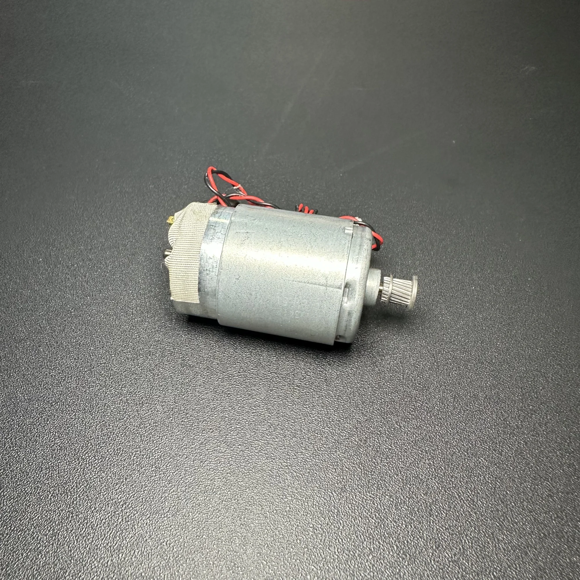 100% Original Brand New CR Motor For Epson L18050 L18058 L8050 L8051 L8188 L8180 L8160 printer 2207984 Carriage Motor