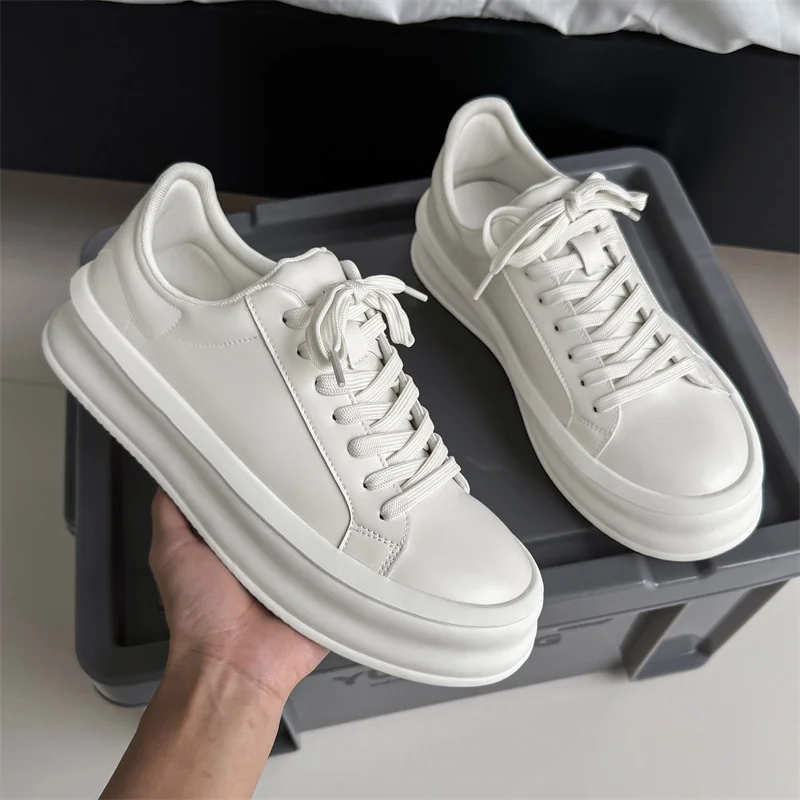 

Мужская повседневная оригинальная кожаная обувь в уличном стиле, туфли дерби на плоской подошве со шнуровкой, черно-белые кроссовки, молодежная стильная обувь