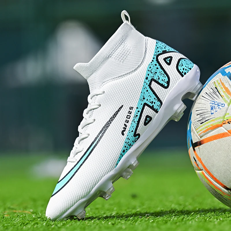 Men Training Soccer Shoes Society Cleats Professional Football Shoes Fast TF/FG Football Field Boots Indoor Sneaker Ultralight