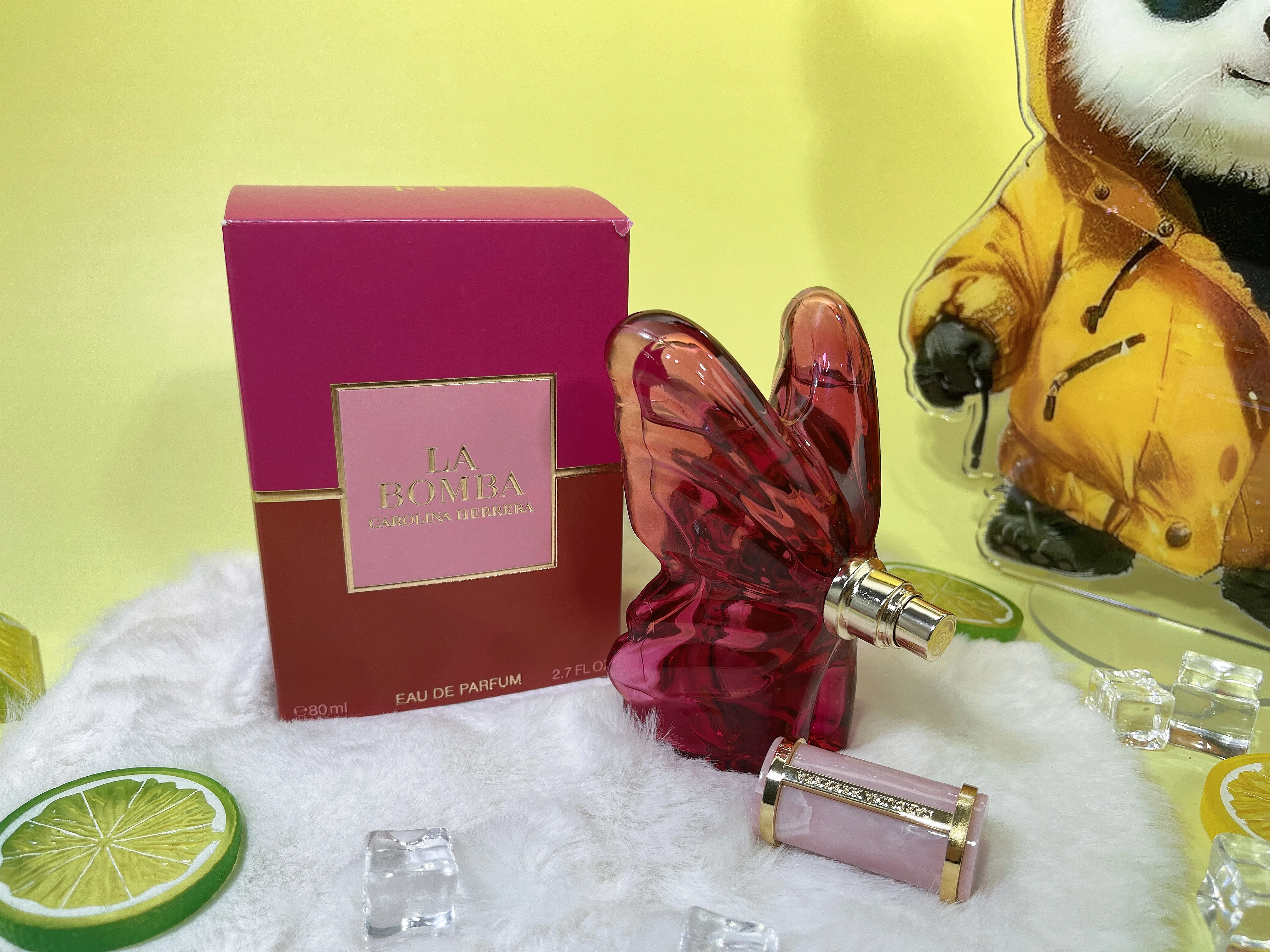 

Парфюм La Bomba 80 мл, флакон-бабочка, женский, стойкий, цветочный, фруктовый, EDP, в стиле Carolina Herrera, экспорт из Дубая