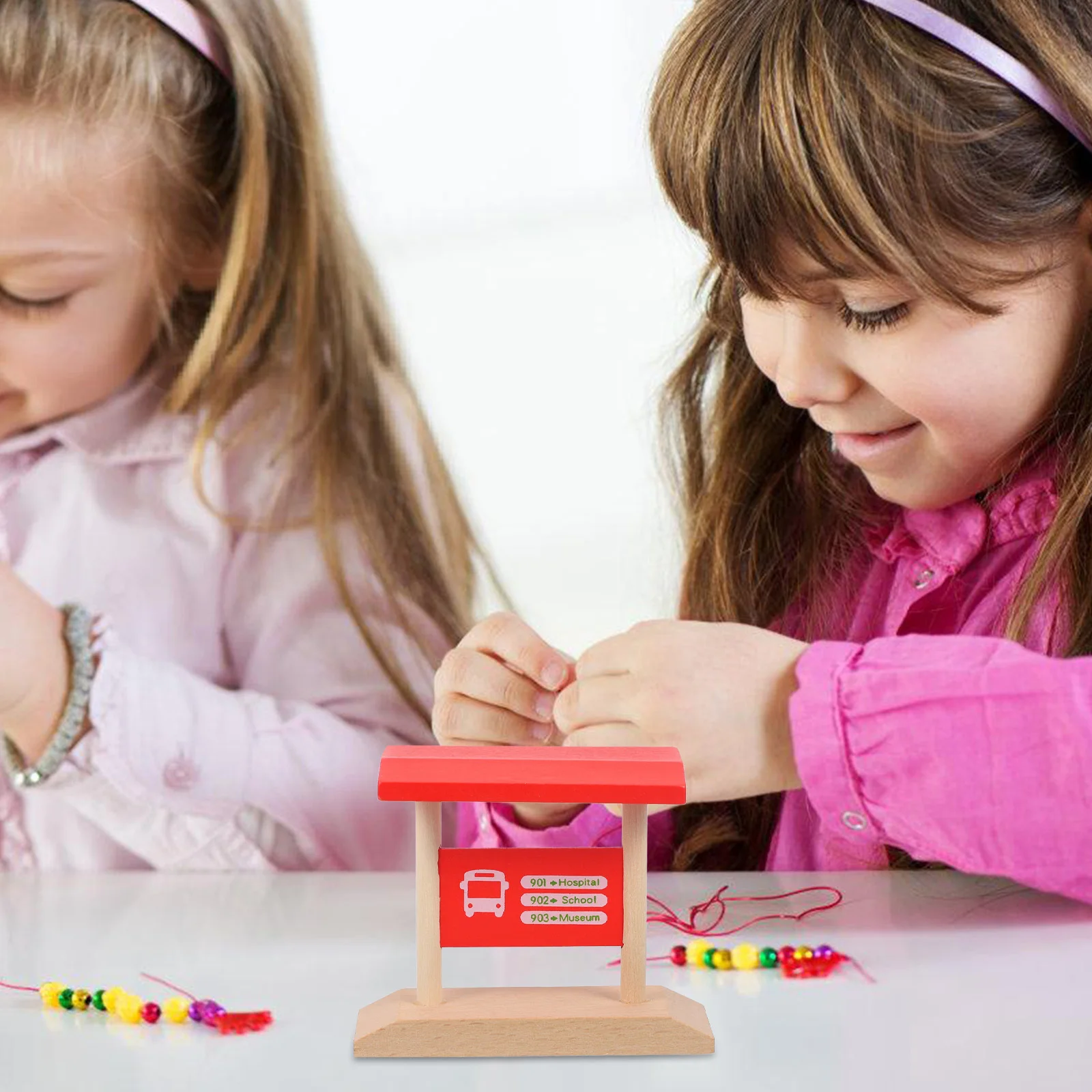 منصة محطة سكة حديد خشبية للأطفال، ملحقات بناء القطار للعب التخيلي، منصة محطة