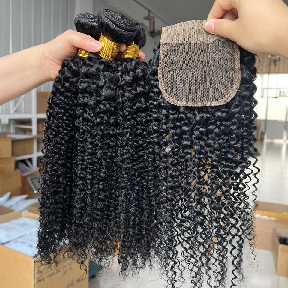 Extensions de cheveux humains bouclés crépus avec closure en dentelle HD 4x4, cheveux brésiliens bruts 18A, 3/4 paquets avec closure frontale, 28-30 pouces
