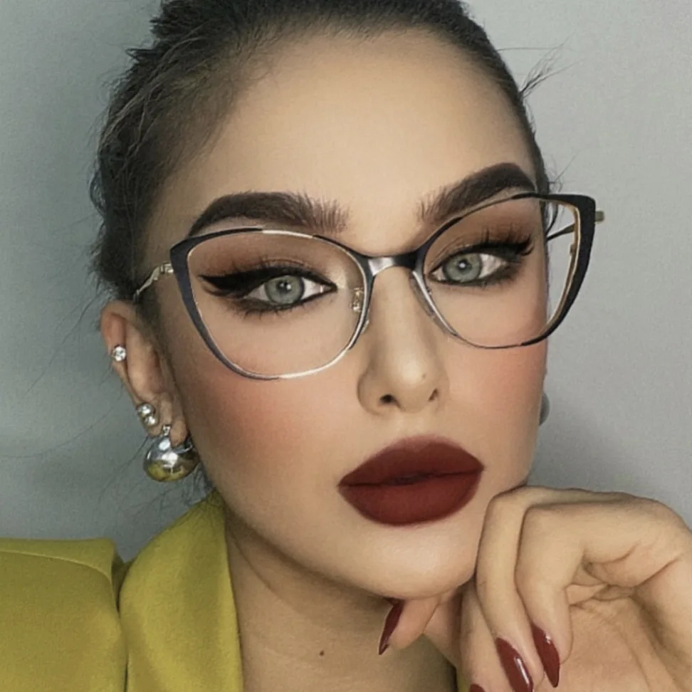 2024 New Fashion Women Anti Light Blue Cat Eye Glasses Frame Retro Hight Quality Luxury Optical Computer Reading Eyeglasses