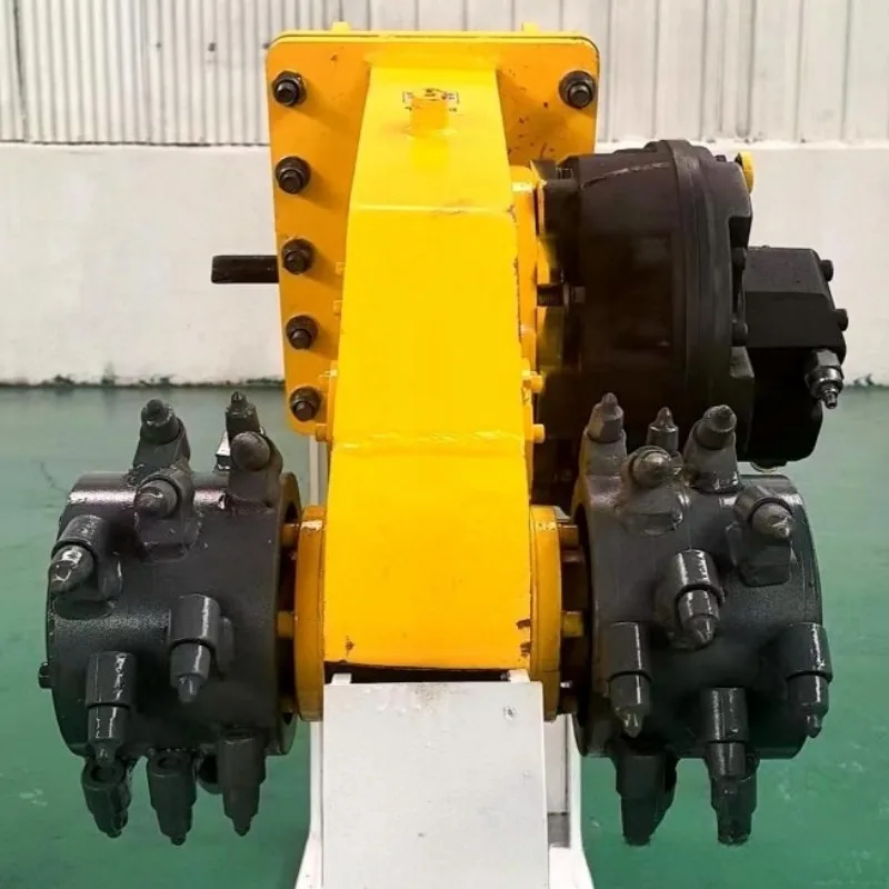 Road Milling Machine for Waste Clean Infrastructure Maintain Pavement Repair & Highway Upgrade Durable Engineering Equipment