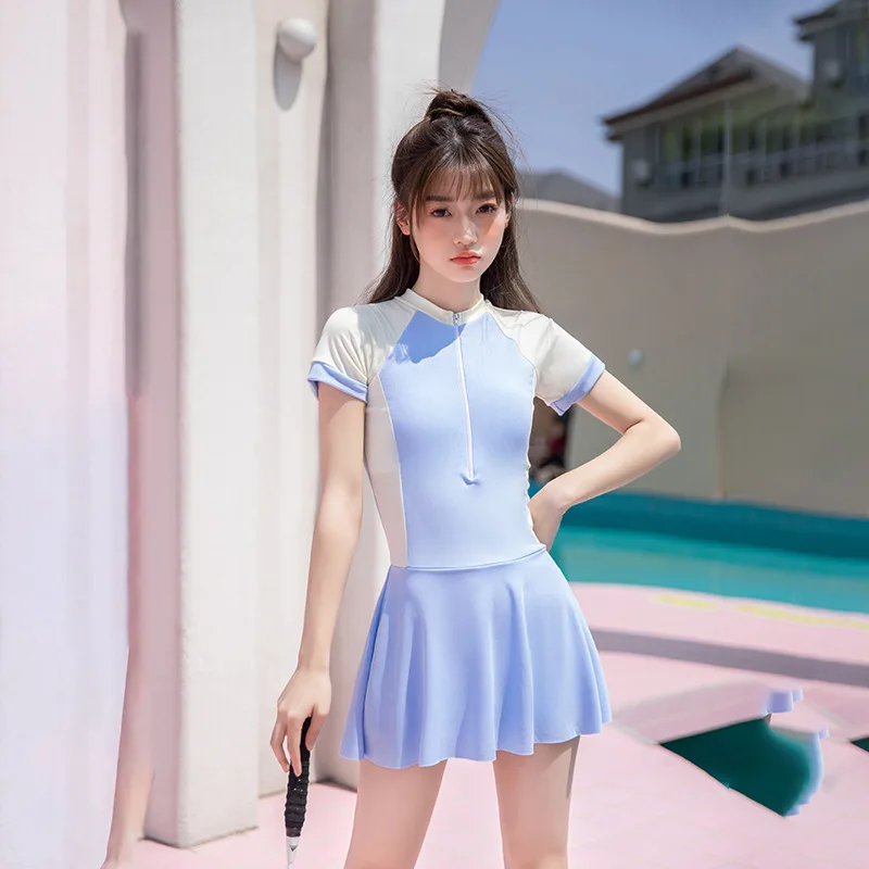 Women's New Zipper Sports Fashion Short-sleeved Professional One-piece Swimsuit