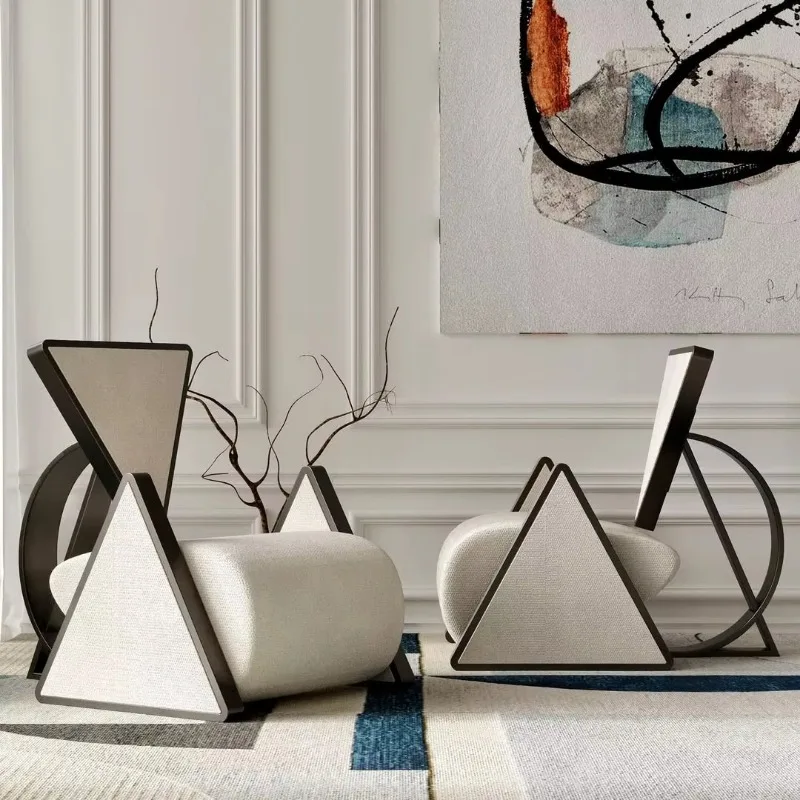 Modern metal triangular lounge chairs used in hotels and living rooms, made from hardware made of 90x77x100 high-density