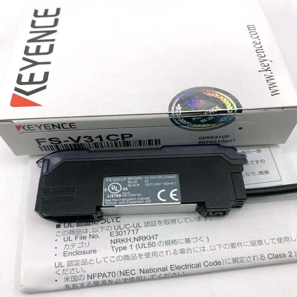 New In Box KEYENCE FS-V31CP Fiber Optic Sensor