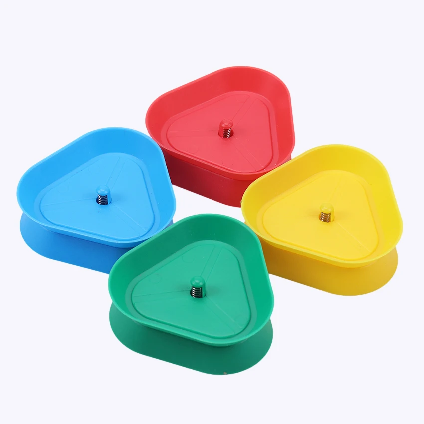 2/ 4 قطع مجموعة حامل بطاقات لعب مثلث بدون استخدام اليدين