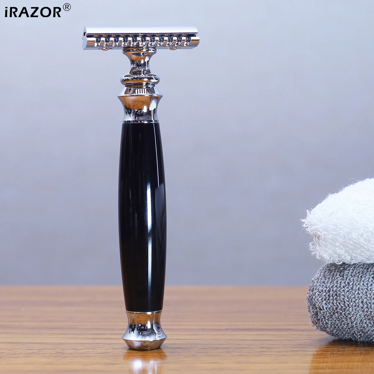 iRAZOR Classic Barber Safety Razor for Men - 10 Original Blades Included Body Hair Removal Shaving Machine Grooming Tool