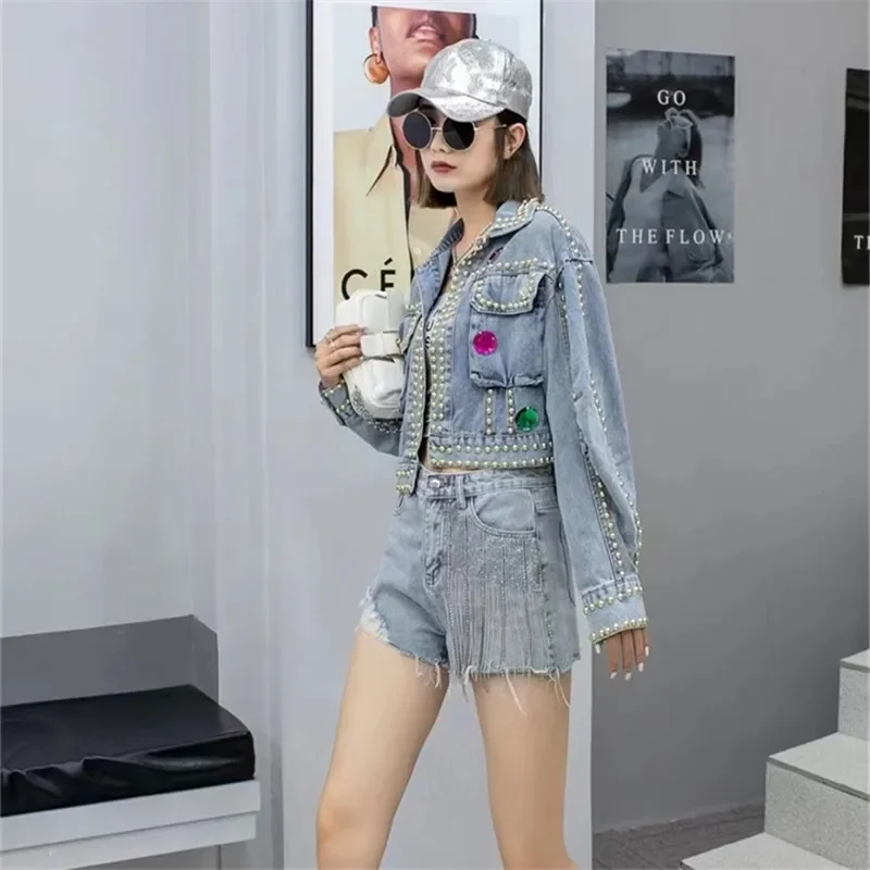 

Beading Diamonds Big Pocket Denim Jackets Women Casual Cowboy Outerwear Autumn Vintage Blue Loose Short Jeans Jacket Coat Female