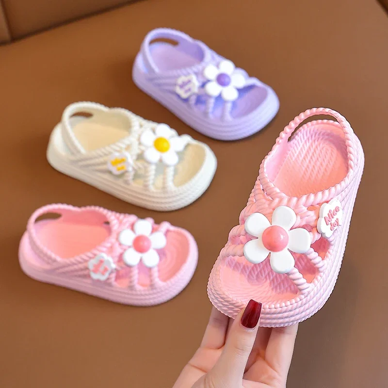 2024 New Children\'s Slippers Summer Girls and Boys Bathroom Home Anti slip Beach Shoes Soft Soled Baby Sandals