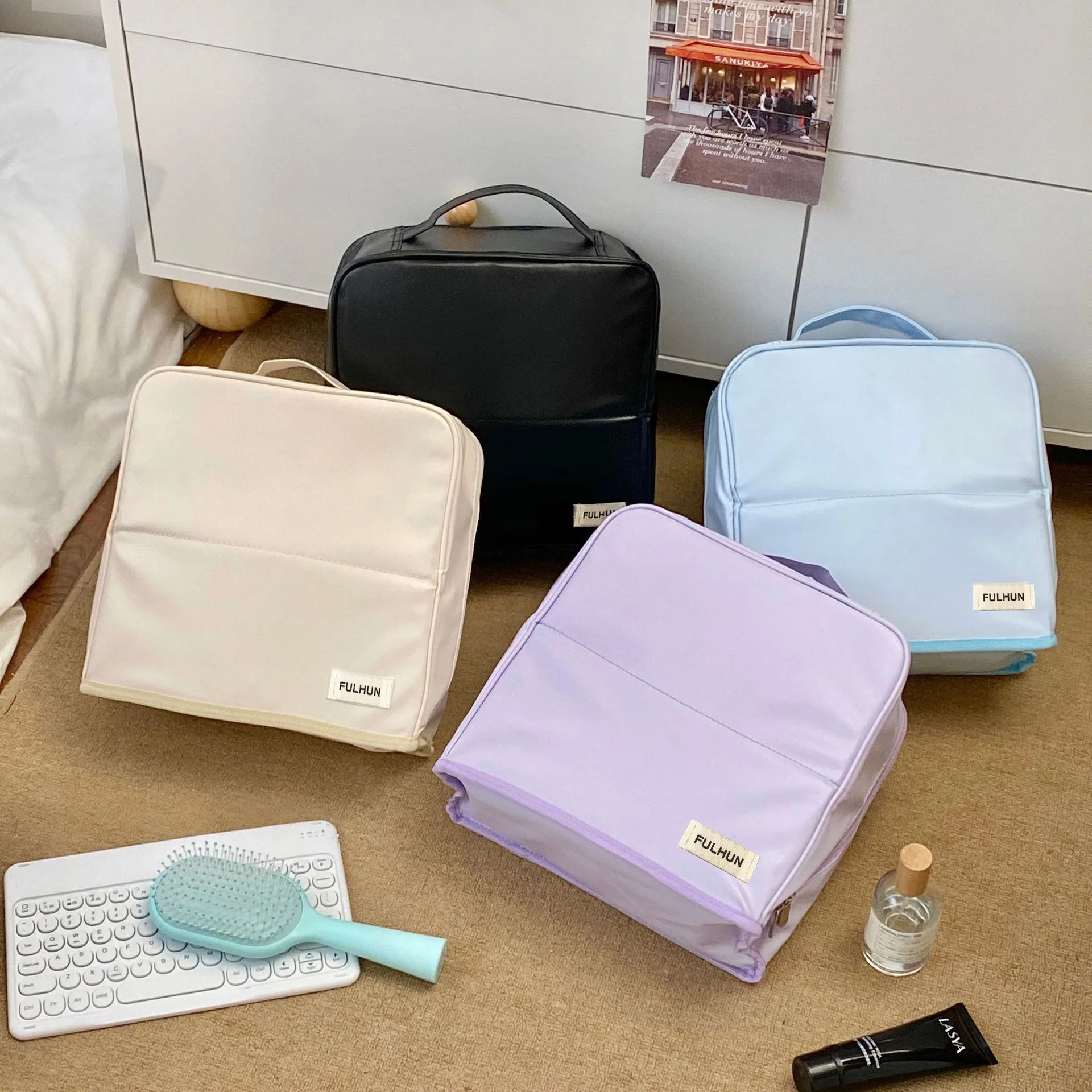 Hanging luggage travel handbag with compartments, mirror, and stand-up design, large-capacity portable makeup bag for women