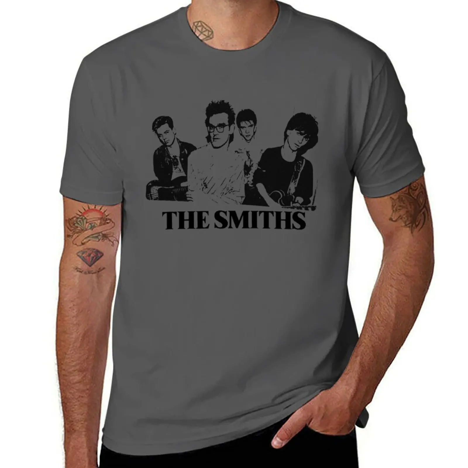 

Smiths The T-Shirt Basic Plain Short Sleeve Crew Neck Tee