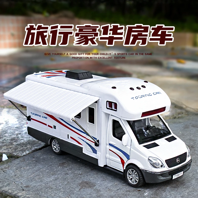 1:30 Diecast Luxury RV Recreational Vehicle Car Model Metal Camper Van Motorhome Touring Car Model Sound and Light Kids Toy Gift