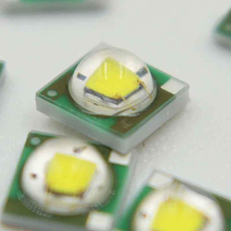10-50pcs LED 1W 3W 3V XPE 3535 SMD Chip Warm White3000K Pure Cold White 6500K 10000K 20000K For Flashlight Spotlight DIY