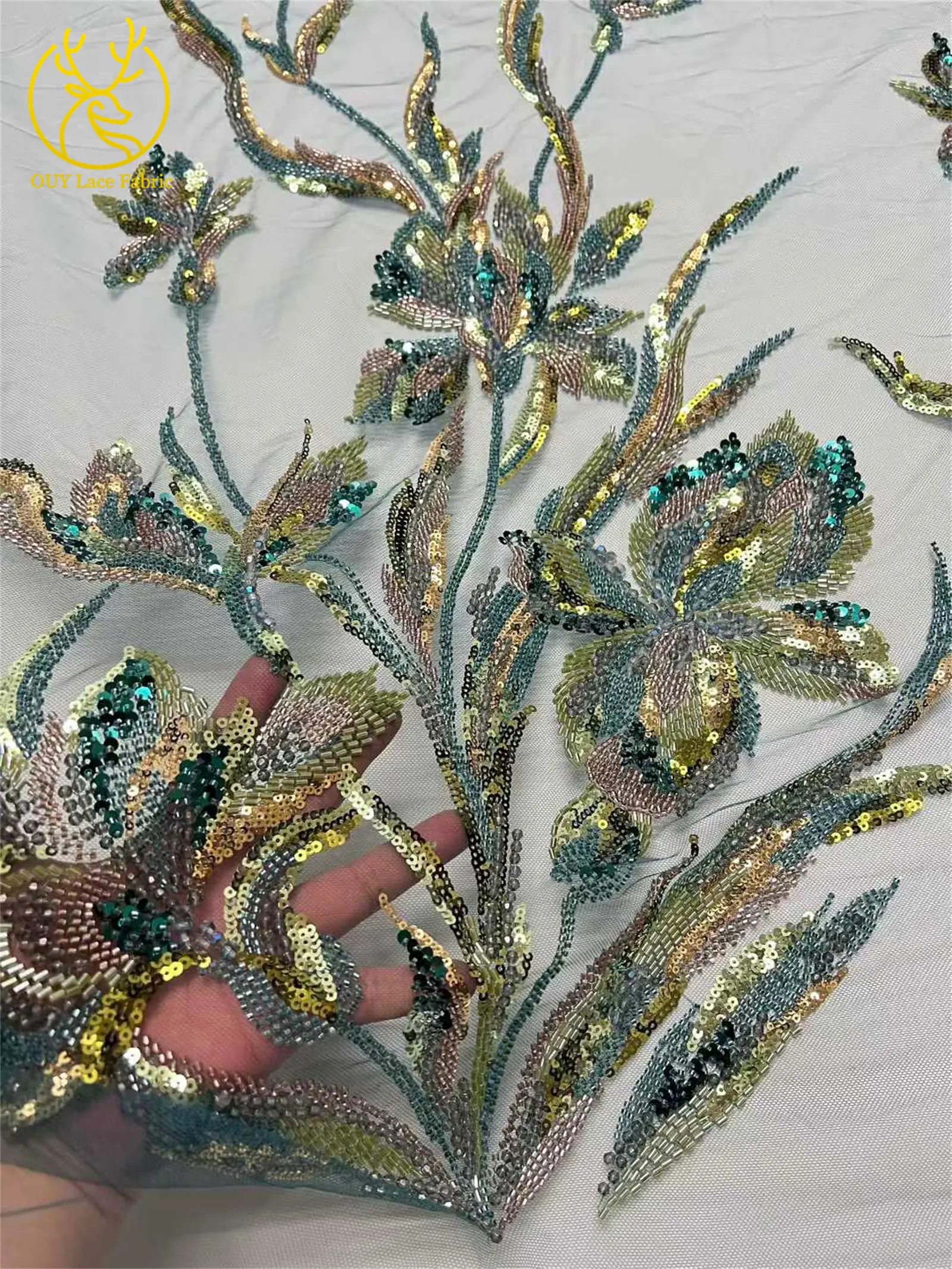 Luxuriöser afrikanischer Brautkleidstoff mit Perlenstickerei 2026 – Neuer französischer nigerianischer bestickter Blumen-Pailletten-Spitzenstoff für Hochzeits- und Partykleider – Detail 13