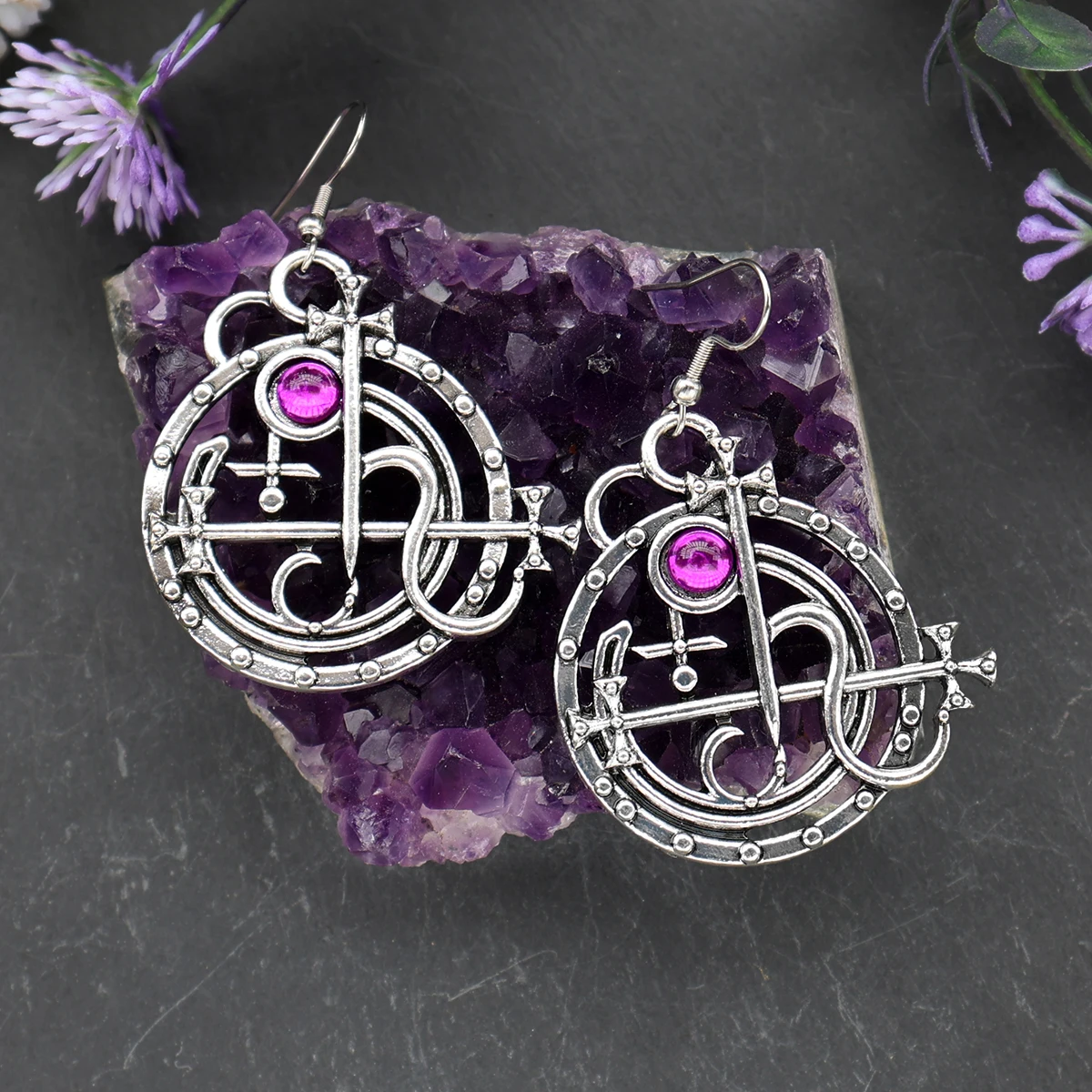 1pc Metal Seal Sigil of Lilith Earring