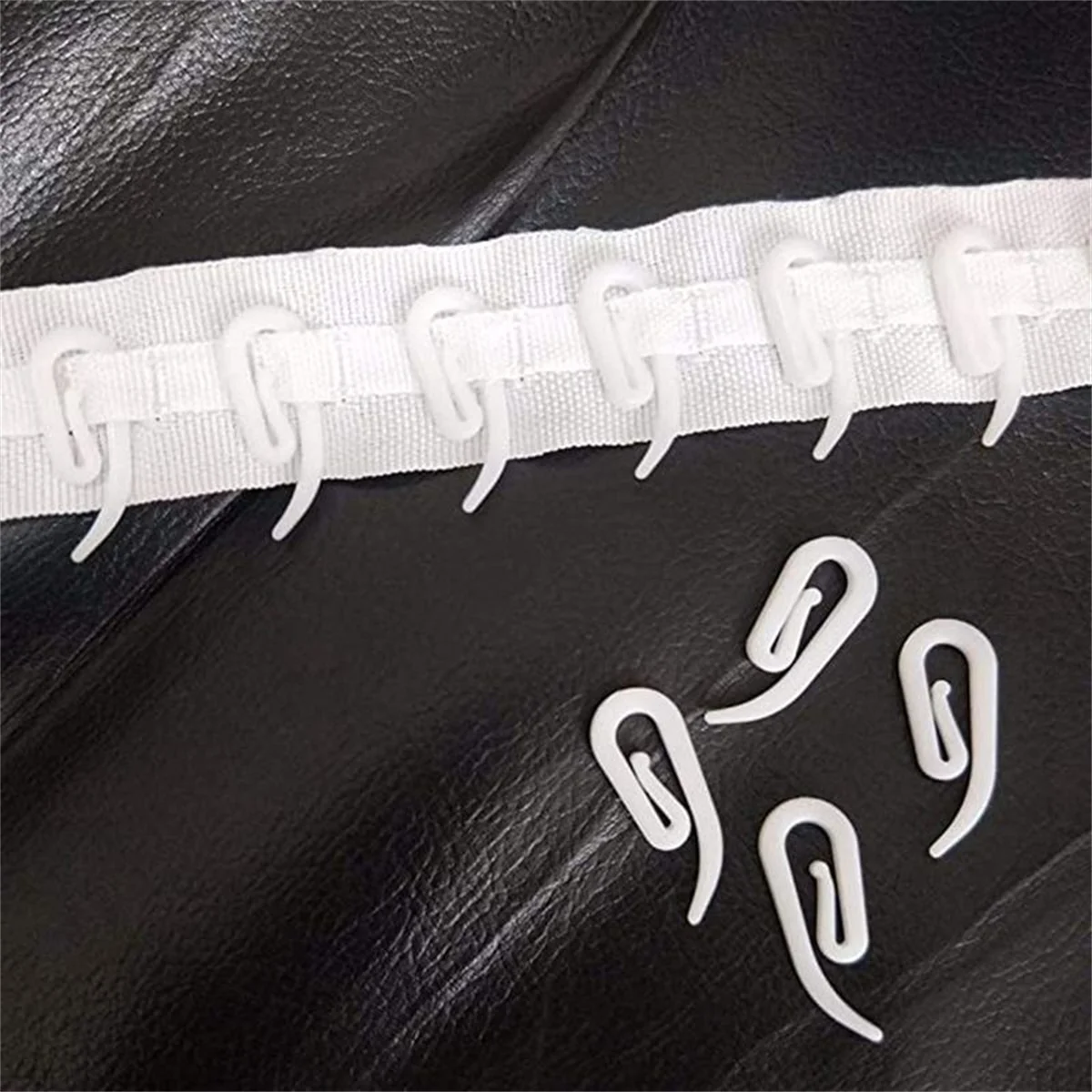 100pcs/Set Curtain Hanging Hooks Ring Window Curtain Hanger Hooks White Plastic Curtain Hook For Car Home Office Curtain
