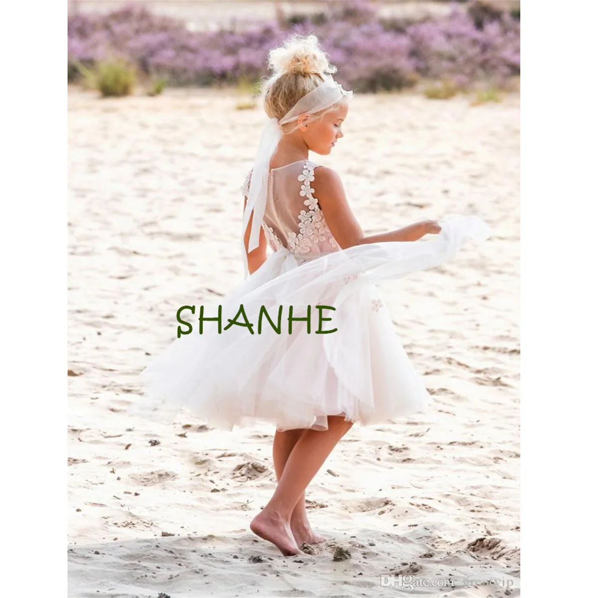 A Line Beach Flowers Girls Dresses Jewel Lace Applique Tulle Knee Length Bohemia Princess Birthday Campfire Party Gowns