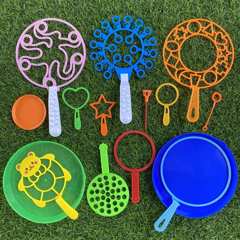 Kids Outdoor Hand Bubble Blowing Tools Props 15Pcs/Set Kids Happy Bubble Blowing Tools Set Multi-Shape Bubble Blowing Tools