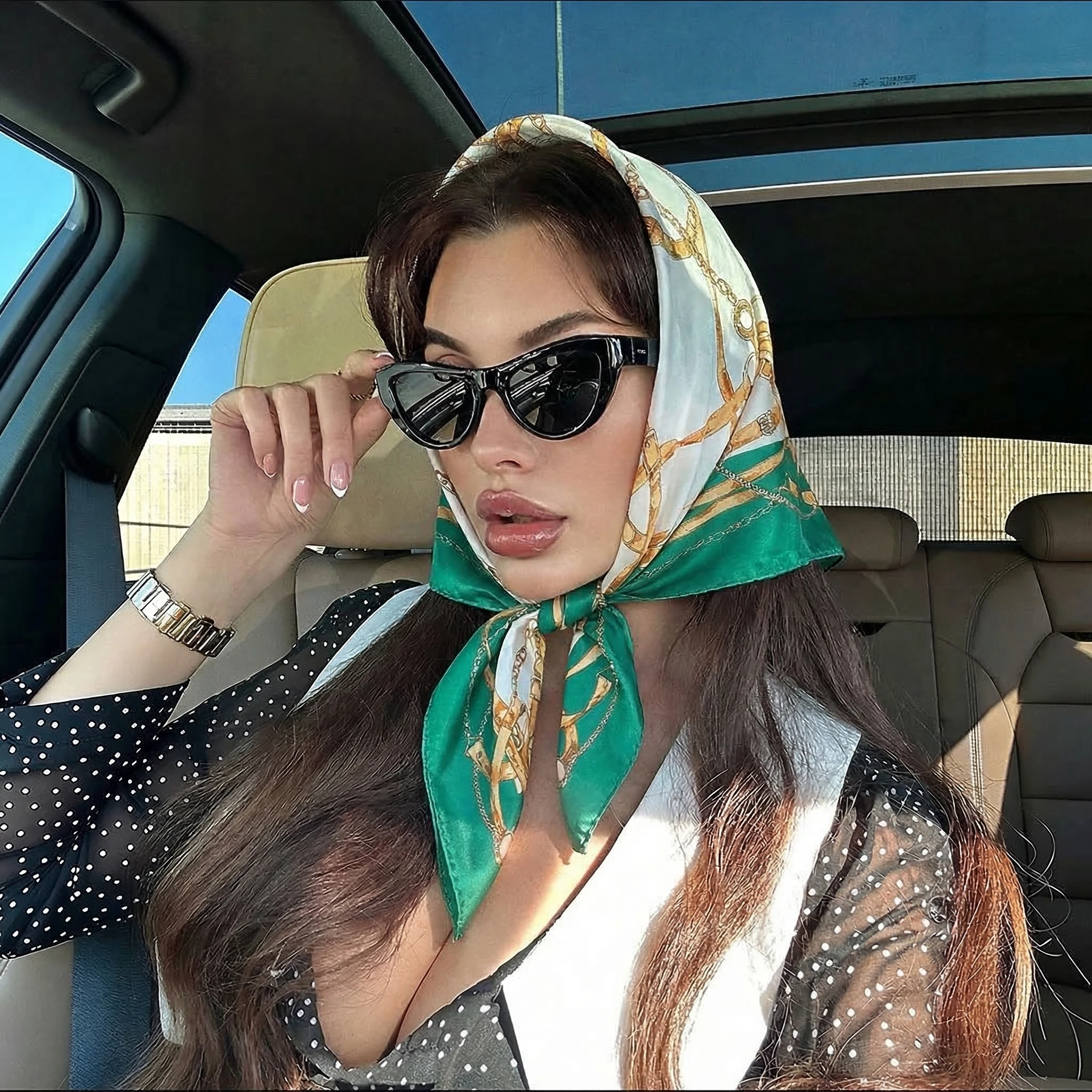 

Шелковый квадратный платок 70*70 см для женщин, люксовый бренд, атласный с принтом, хиджаб, мусульманский парео, бандана, женская шаль, головной убор, фулярд