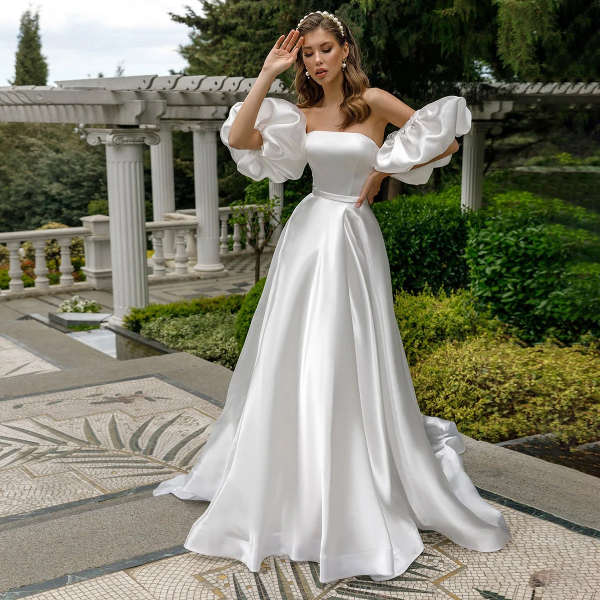 

Ramanda Strapless Detachable Puff Sleeves Modern Satin A-Line Wedding Dress Lace Up High Split Vestido De Novia With Long Train