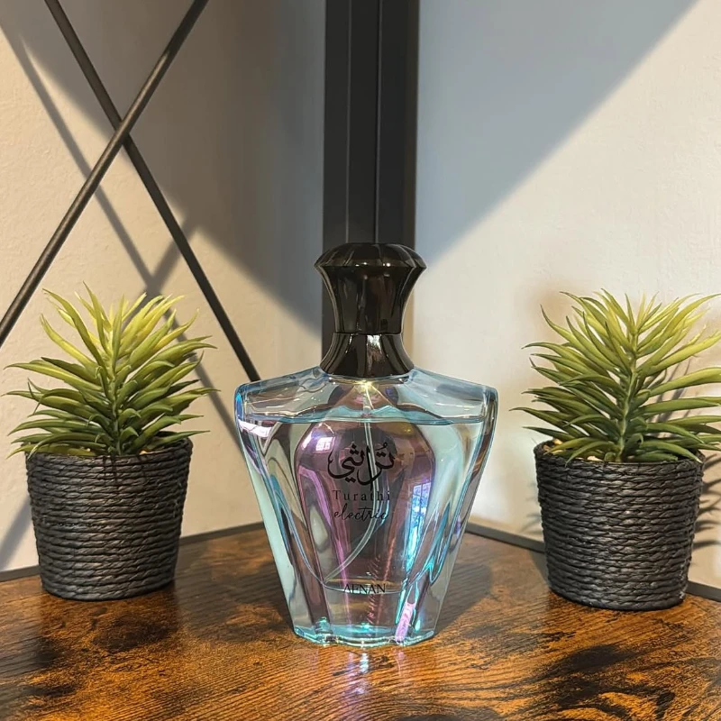 

Парфюм AFNAN Turathi 100 мл для мужчин, Eau de Parfum, цитрусово-древесный, с нотами амбры и пряностей, стойкий аромат с мускусом и ванилью, роскошная коллекция.