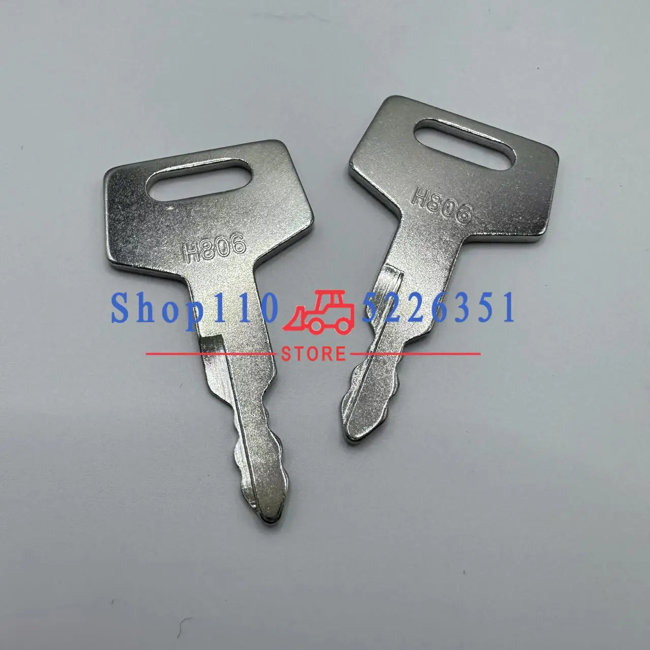 2PCS H806 Keys Excavator Keychain for Takeuchi 60/75150/160/175/180 Fuel Tank Cover Ignition Switch Start Key