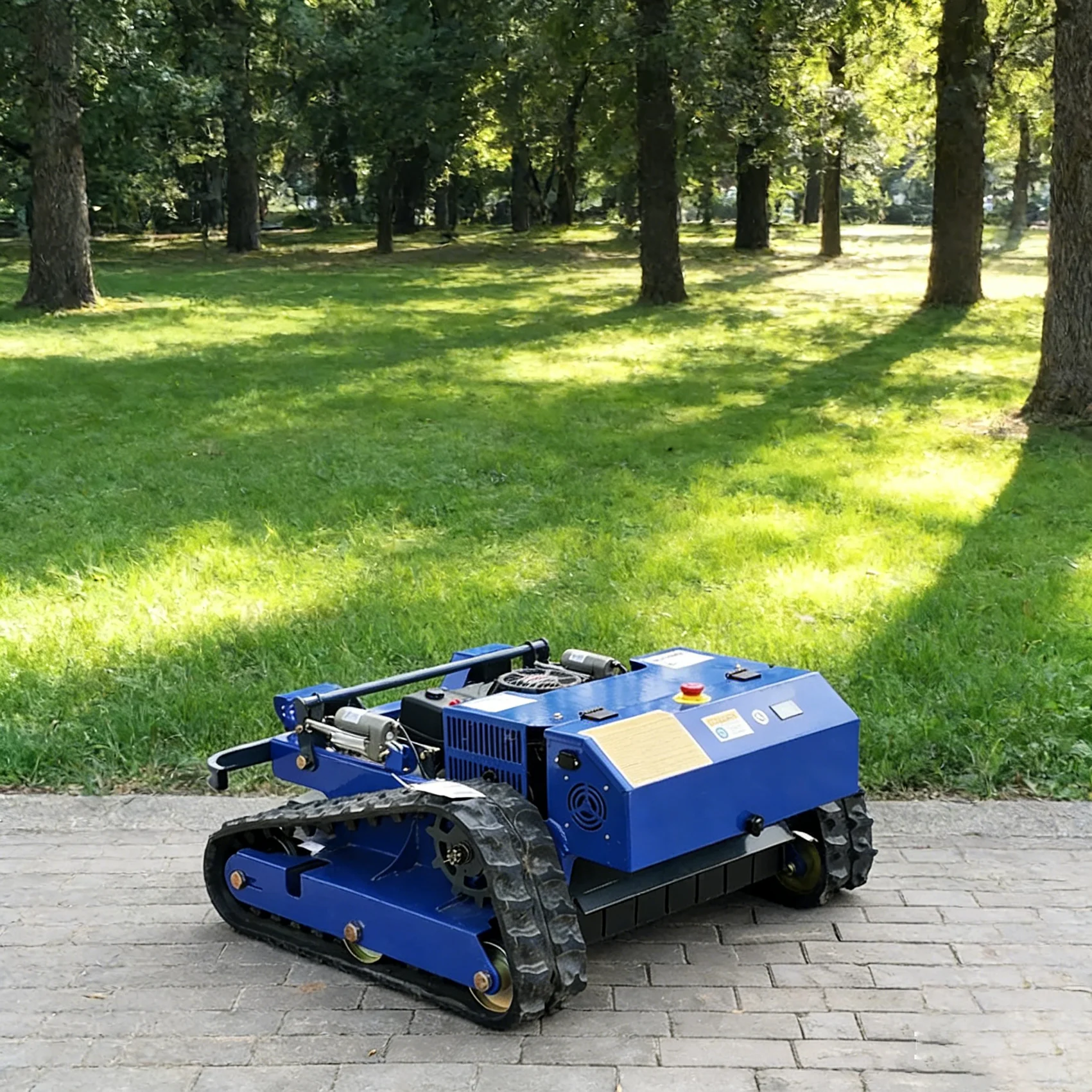 Customized High Cost Performance Electric Start All-Terrain Crawler Mower 360° Rotating Remote Control for Home Garden