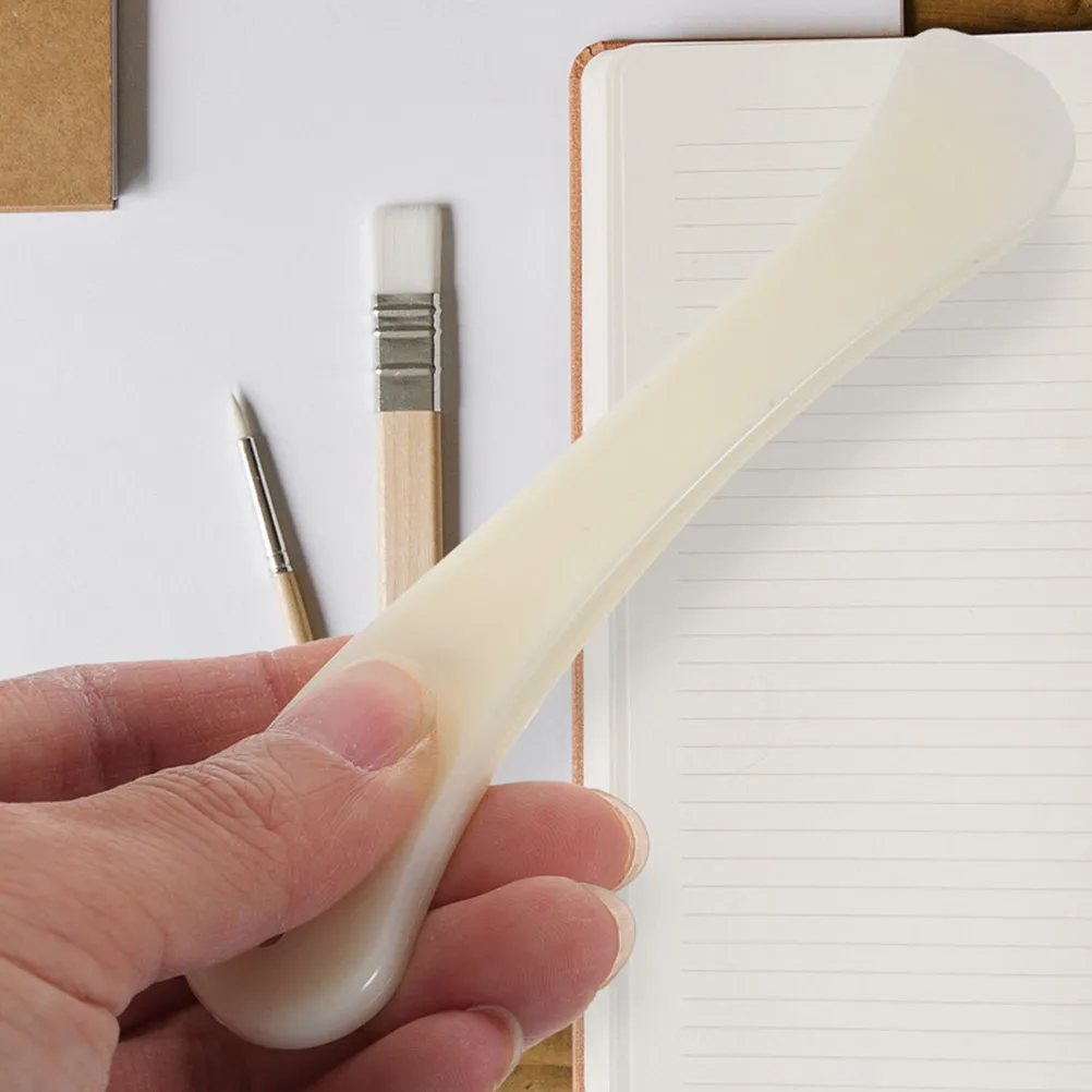 

5Pcs Ergonomic Plastic Bone Folder Paper Creaser Tool for Envelope Opening Scoring Folding Gluing Bubbles Removal Craft