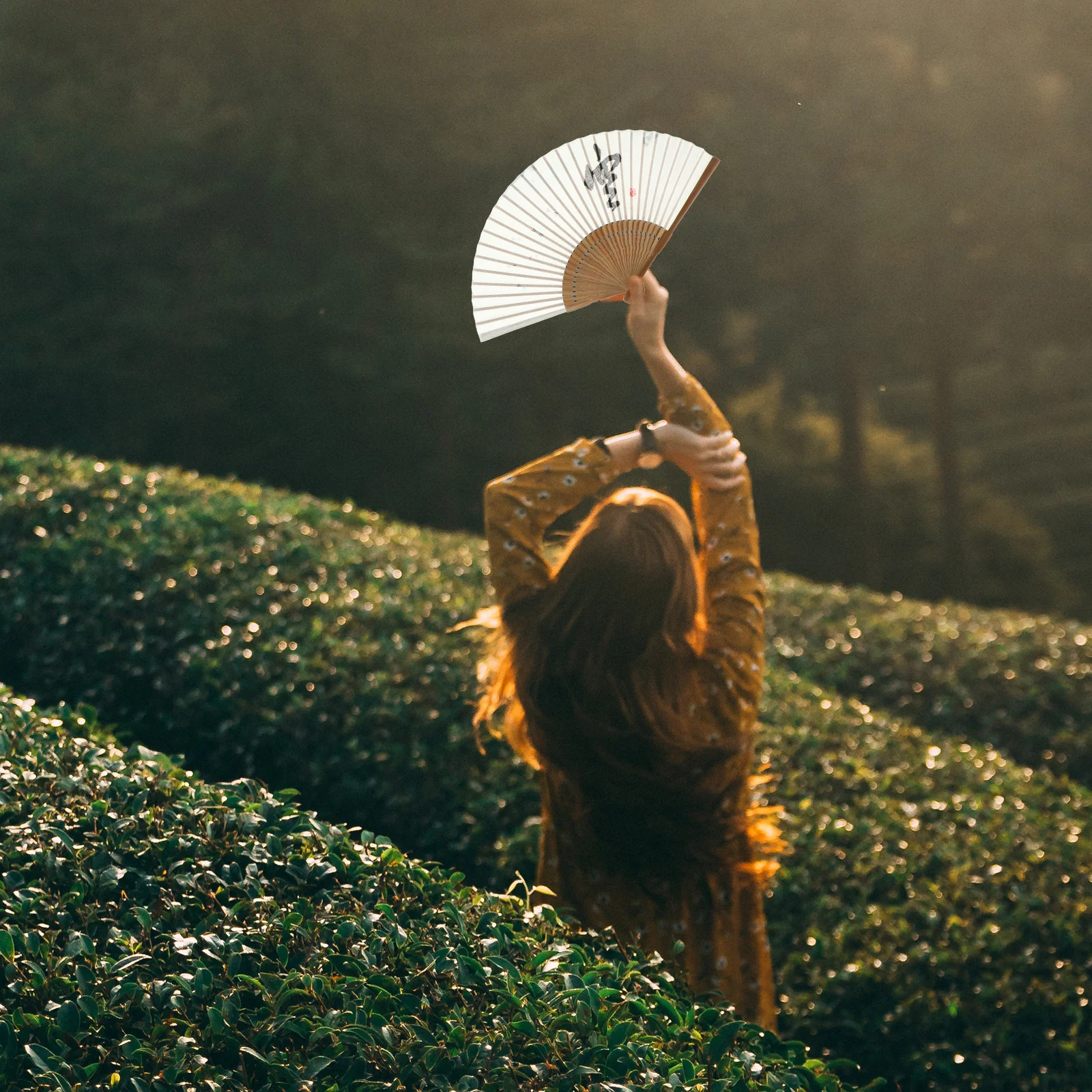 

1Pcs Cotton Linen Folding Fan Japanese Style Bamboo Carved Retro Vintage Handheld Fan Home Decoration Gift Home Decorative Fans