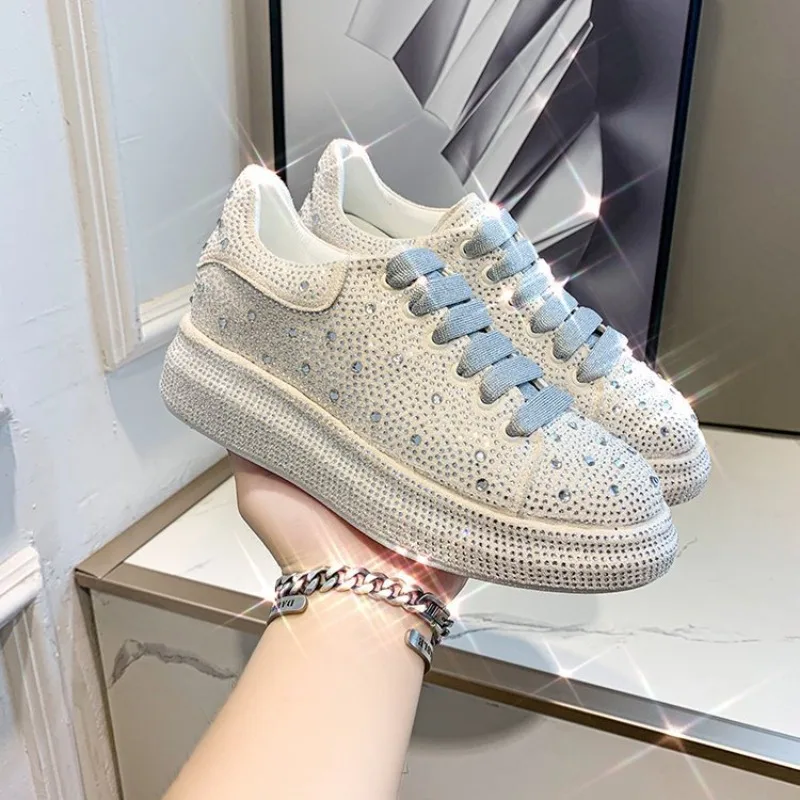 

Brand Women Platform Shoes Designer Fashion Casual Sneakers Tide Shine Bling Rhinestone Shoes Thick-soled White Shoes for Women