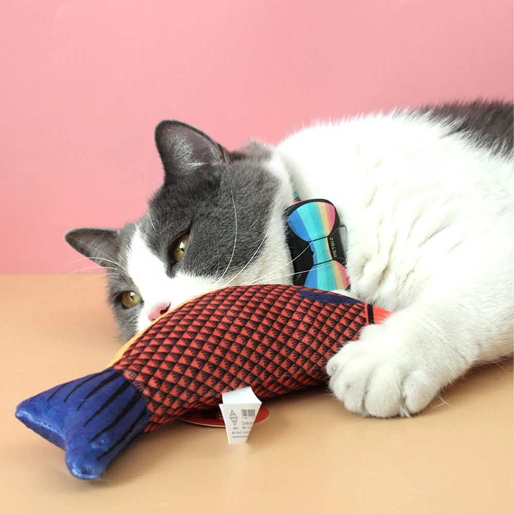 Pet Cat Toys Catnip Fish Plush Toy Bb Sounder Cat Dog Gnawing Toy for Bite and Wear Resistance Pets Supplies for Dental Health