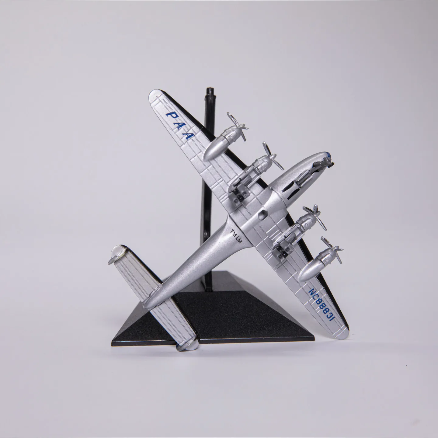 1/400 Scale L-049 Constellation Alloy Aircraft Model Adult Classic Airplane Diecast Collection Souvenir Display Gift