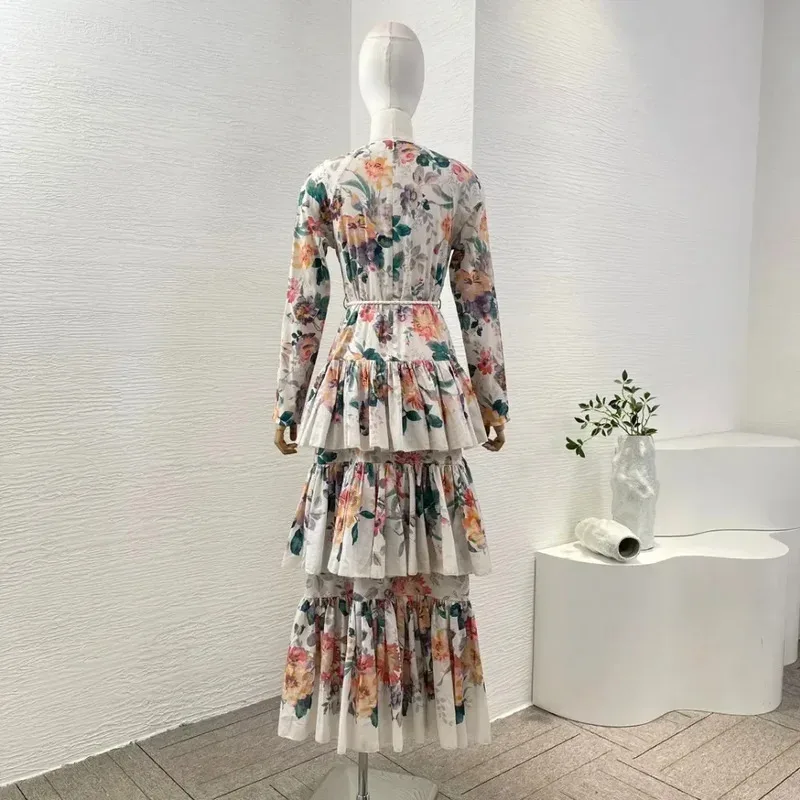 فستان صيفي نسائي أنيق متعدد الألوان مطبوع عليه زهور وأكمام طويلة وكشكشة متتالية ورقبة على شكل V فساتين ماكسي عالية الجودة