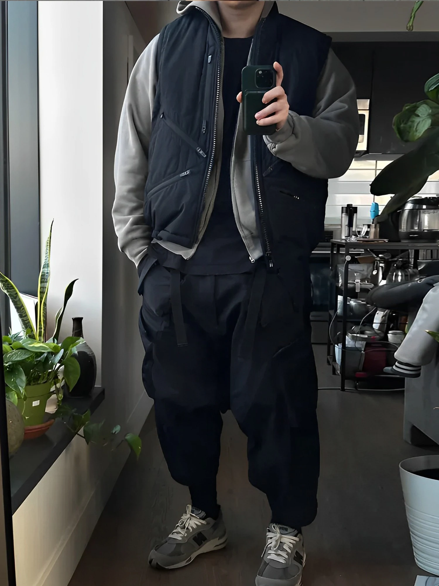 NJWN V91WS Multifunctional Vest with Windproof Inner Cotton Jacket Multiple Pockets Detachable Fleece Outerwear for Men