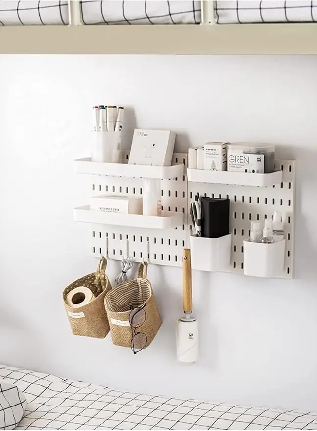 مجموعة بيجبورد مع 4 لوحات بيجبورد مع 15 ملحقًا معلقًا لتنظيم الحرف اليدوية لتنظيم الحائط في المكتب المنزلي