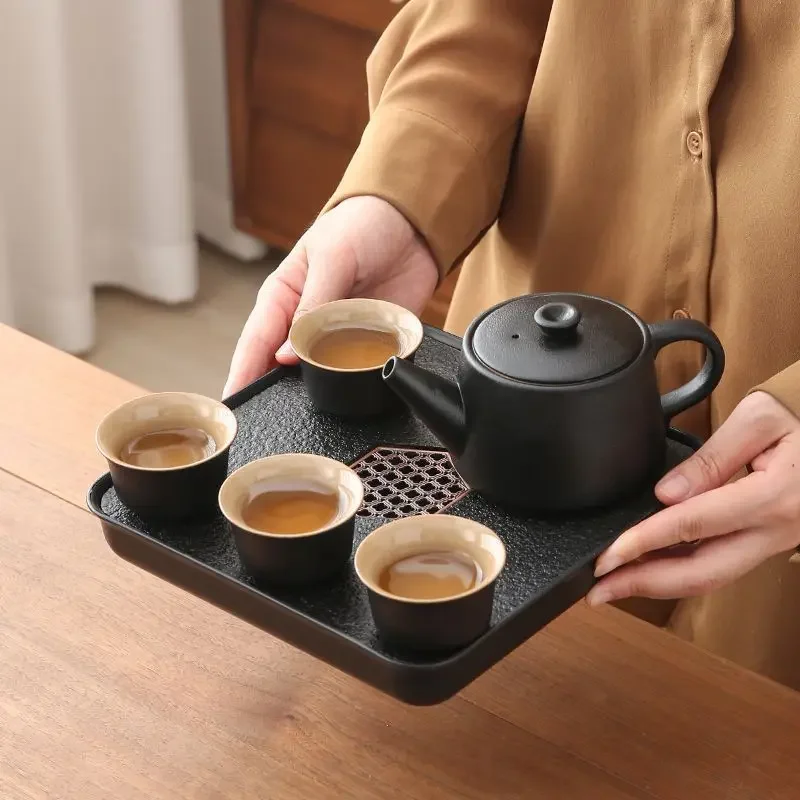 Kung Fu Tea Set One Pot Four Cups Teapot Teacup Tea Tray Hotel Travel Set Chinese Ceramic Tea Set Designer Retro Teaware Cups