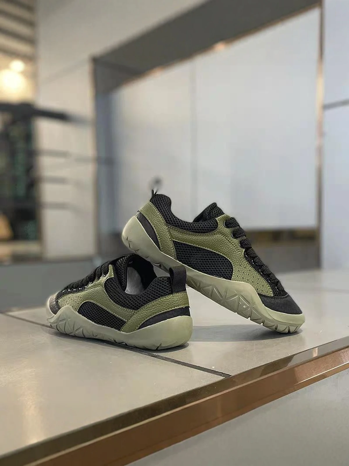 

Casual Sports Men's Shoes Breathable Mesh Upgraded Version of as Good as New Running Shoes Soft Bottom Anti-Slip Trendy