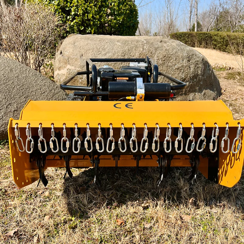 เครื่องตัดหญ้า Flail แบบจีนสั่งทําพิเศษรีโมทคอนโทรลอัจฉริยะสําหรับรีโมทคอนโทรลของการตัดความกว้าง 1,000 มม