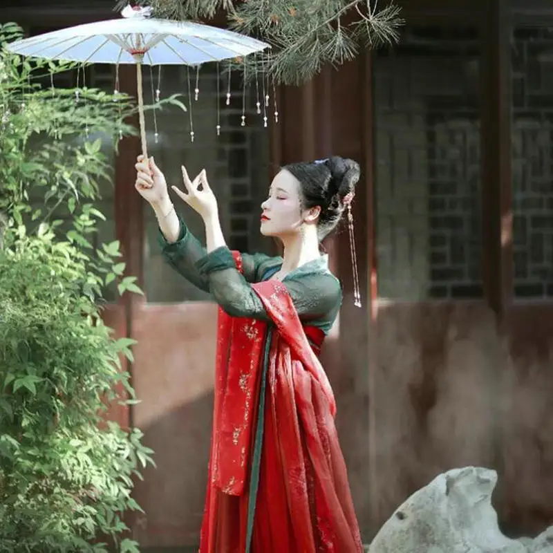 Fengge طائرة ورقية الصدر طول تنورة Hanfu الربيع الصيف الخريف الشتاء المرأة تنورة مطرزة الصدر طول الملابس النسائية القديمة