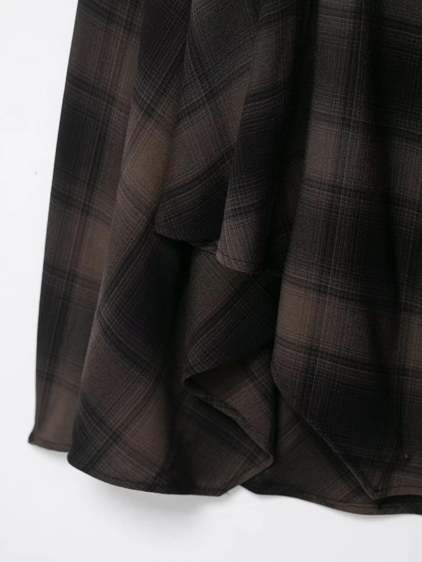 กระโปรงลายสก๊อตยาวปานกลางแฟชั่นปี 2025 กระโปรงลายสก๊อตสุดหรู กระโปรงลายสก๊อตยาวปานกลาง