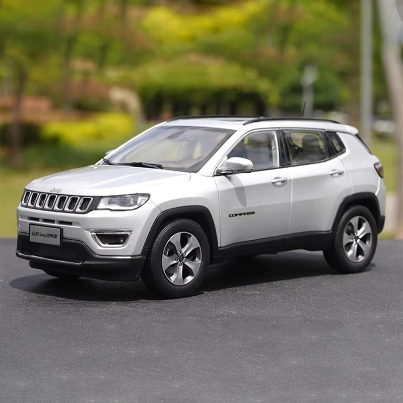 Diecast Original 1:18 Scale Gac Fick Jeep Compass Simulation Alloy Car Model Static Display Collectible Toy Gift Ornaments