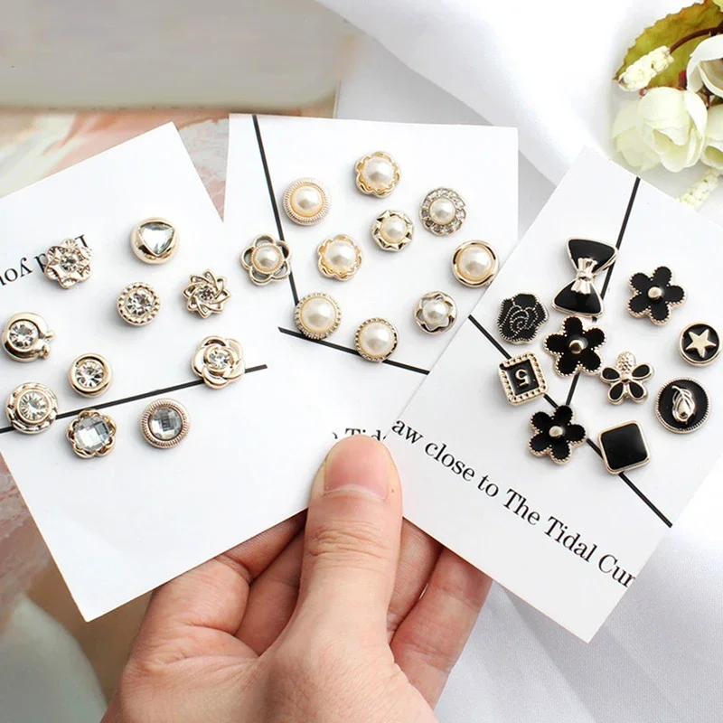 10pcs Women Pin Clothes Decoration Anti-Exposure Buckle Cute Neckline Artifact Fastener Nail Catcher Pearl Button Accessory