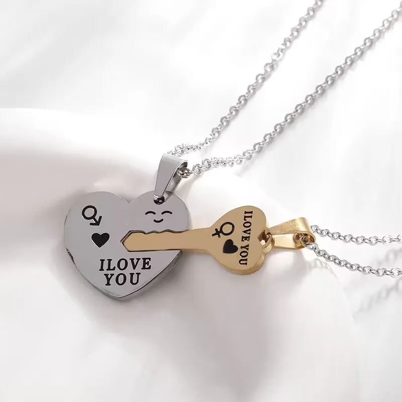 Fashionable Double Heart Shape Key Pendant Stainless Steel Necklace for Men and Women Romantic Anniversary Jewelry Couple Gift