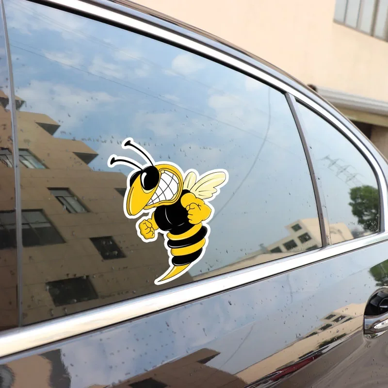 Pegatinas de abeja feroz para coche, protector solar e impermeable, accesorios para arañazos, pegatina elegante, Linda, PVC, 13cm